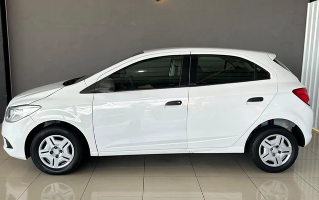 imagem-https://www.socarrao.com.br/sc-vehicle-images-prod/4012915/1790036498863-V2hhdHNBcHAgSW1hZ2UgMjAyNi0wOS0yMSBhdCAxNC4xOS4wOSAoMikuanBlZw.jpeg