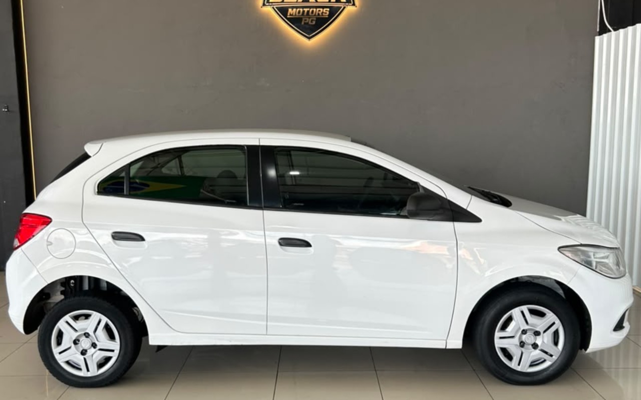 imagem-https://www.socarrao.com.br/sc-vehicle-images-prod/4012915/1790036498910-V2hhdHNBcHAgSW1hZ2UgMjAyNi0wOS0yMSBhdCAxNC4xOS4xMC5qcGVn.jpeg