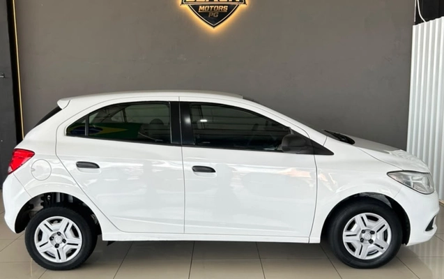 imagem-https://www.socarrao.com.br/sc-vehicle-images-prod/4012915/1790036498910-V2hhdHNBcHAgSW1hZ2UgMjAyNi0wOS0yMSBhdCAxNC4xOS4xMC5qcGVn.jpeg