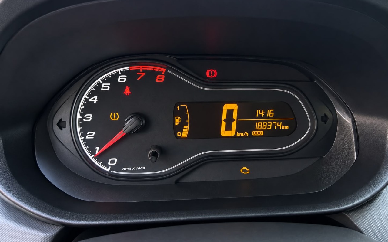 imagem-https://www.socarrao.com.br/sc-vehicle-images-prod/4012915/1790036499204-V2hhdHNBcHAgSW1hZ2UgMjAyNi0wOS0yMSBhdCAxNC4xOS4xMCAoMykuanBlZw.jpeg