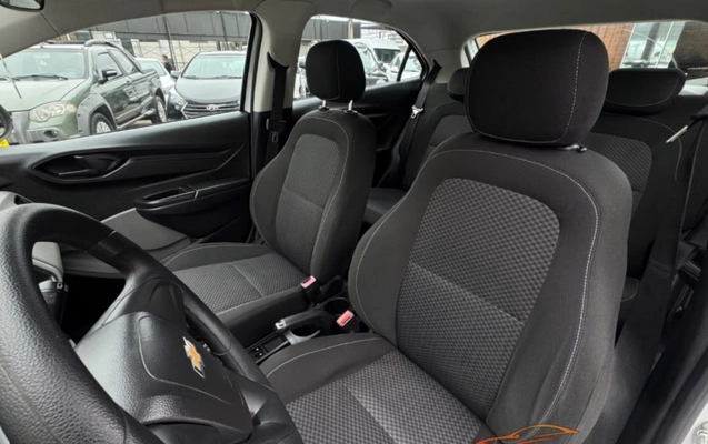 imagem-https://www.socarrao.com.br/sc-vehicle-images-prod/4013751/1790038275187-Ny5qcGVn.jpeg