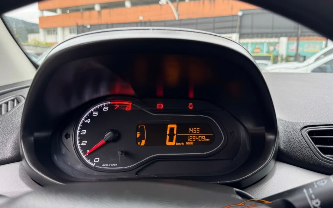 imagem-https://www.socarrao.com.br/sc-vehicle-images-prod/4013751/1790038275534-MTAuanBlZw.jpeg