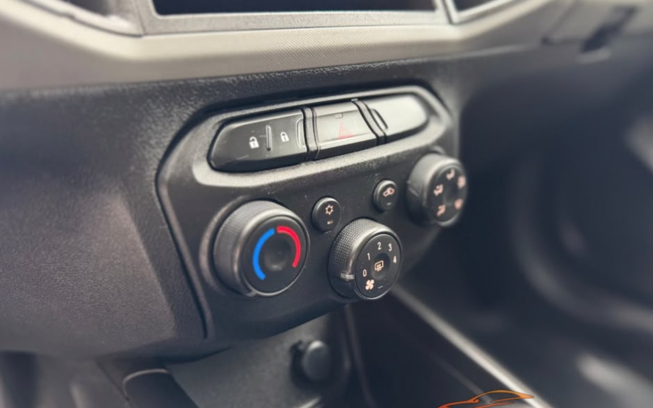 imagem-https://www.socarrao.com.br/sc-vehicle-images-prod/4013751/1790038275618-MTEuanBlZw.jpeg