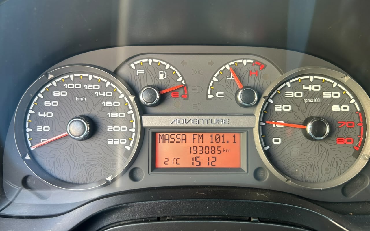 imagem-https://www.socarrao.com.br/sc-vehicle-images-prod/4013844/1790038767671-V2hhdHNBcHAgSW1hZ2UgMjAyNi0wOS0yMSBhdCAxNS4yMi41NC5qcGVn.jpeg