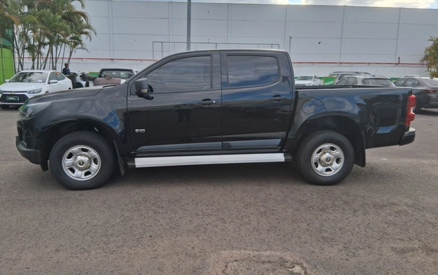 imagem-https://www.socarrao.com.br/sc-vehicle-images-prod/4014076/1790039194065-1_042628.jpg