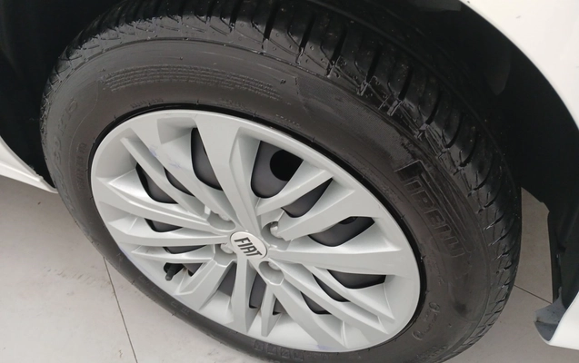 imagem-https://www.socarrao.com.br/sc-vehicle-images-prod/4016685/1790046497963-2_021219.jpg