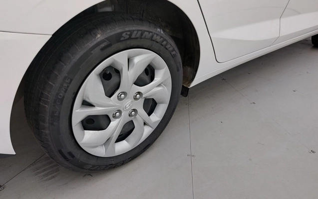 imagem-https://www.socarrao.com.br/sc-vehicle-images-prod/4017026/1790048518665-1_042204.jpg