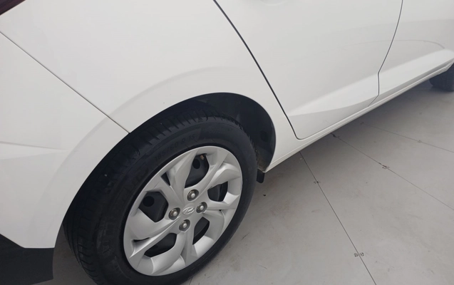 imagem-https://www.socarrao.com.br/sc-vehicle-images-prod/4017146/1790048772352-1_020943.jpg