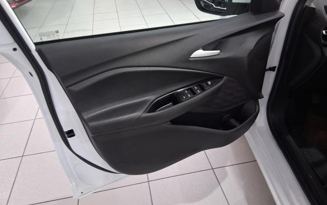 imagem-https://www.socarrao.com.br/sc-vehicle-images-prod/4017777/1790051674618-1_015949.jpg