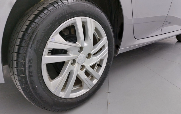 imagem-https://www.socarrao.com.br/sc-vehicle-images-prod/4018744/1790052988611-1_055611.jpg