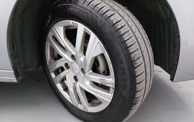 imagem-https://www.socarrao.com.br/sc-vehicle-images-prod/4018747/1790052992757-1_055610.jpg