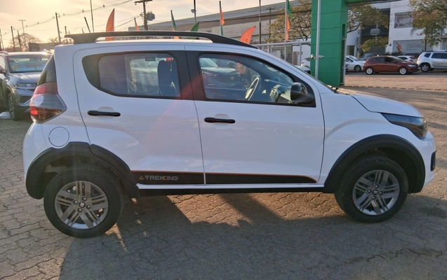imagem-https://www.socarrao.com.br/sc-vehicle-images-prod/4019157/1790053653047-1_121630.jpg
