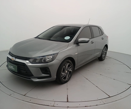 Chevrolet Onix 2026 Prata — foto 1 de 3
