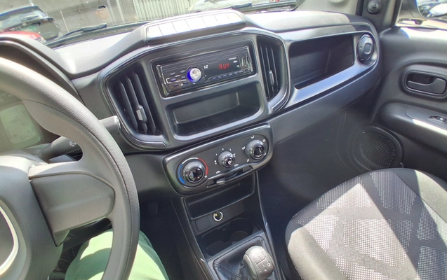 imagem-https://www.socarrao.com.br/sc-vehicle-images-prod/4019764/1790054998202-1_013915.jpg