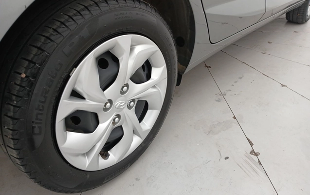 imagem-https://www.socarrao.com.br/sc-vehicle-images-prod/4019987/1790055746273-2_034739.jpg