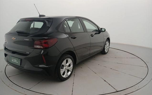 imagem-https://www.socarrao.com.br/sc-vehicle-images-prod/4020555/1790056157008-1_123647.jpg
