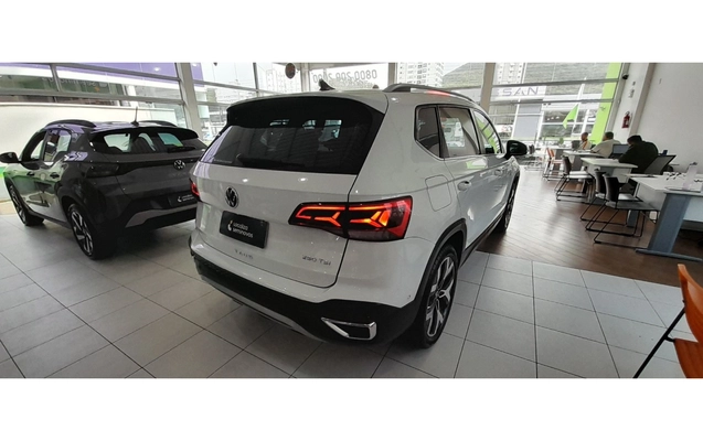 imagem-https://www.socarrao.com.br/sc-vehicle-images-prod/4020591/1790056199956-2_104051.jpg