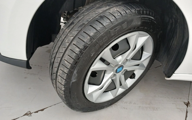 imagem-https://www.socarrao.com.br/sc-vehicle-images-prod/4021437/1790057754170-2_085207.jpg
