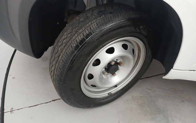 imagem-https://www.socarrao.com.br/sc-vehicle-images-prod/4021449/1790057801398-1_112737.jpg