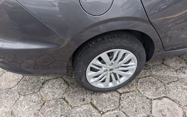 imagem-https://www.socarrao.com.br/sc-vehicle-images-prod/4022866/1790059740818-1_034856.jpg