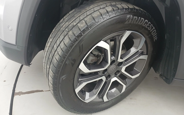 imagem-https://www.socarrao.com.br/sc-vehicle-images-prod/4022966/1790059868749-1_021856.jpg