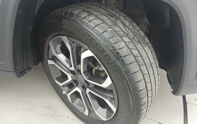 imagem-https://www.socarrao.com.br/sc-vehicle-images-prod/4022966/1790059868753-1_021858.jpg