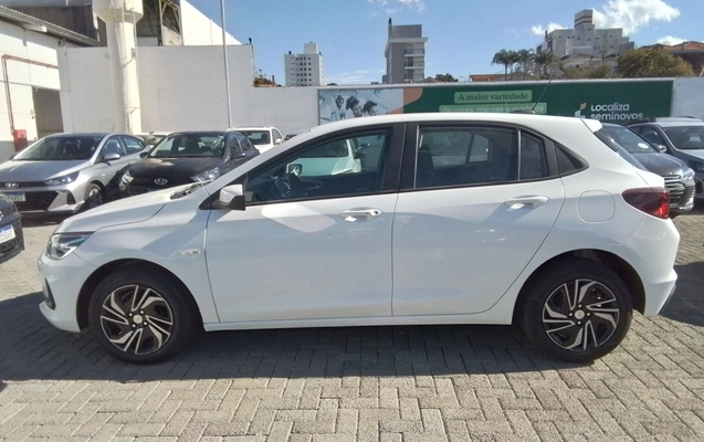 imagem-https://www.socarrao.com.br/sc-vehicle-images-prod/4023083/1790060109491-1_031841.jpg