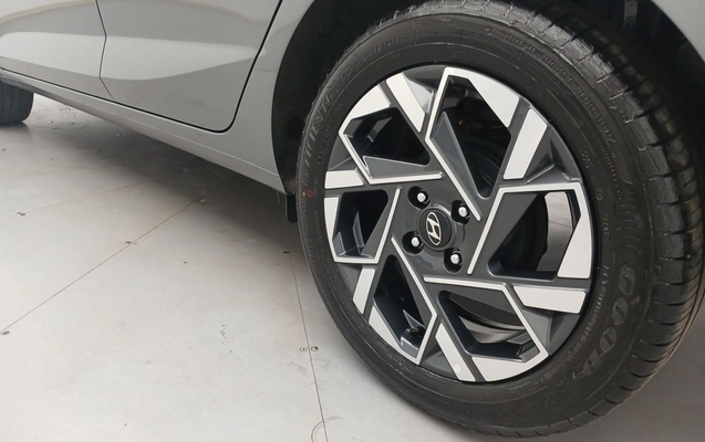 imagem-https://www.socarrao.com.br/sc-vehicle-images-prod/4023123/1790060251227-3_041323.jpg