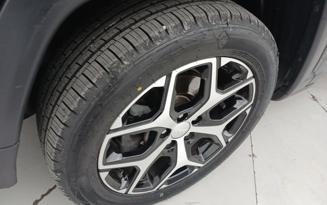 imagem-https://www.socarrao.com.br/sc-vehicle-images-prod/4023210/1790060349724-1_123651.jpg