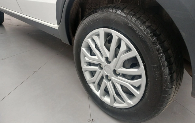 imagem-https://www.socarrao.com.br/sc-vehicle-images-prod/4023633/1790061970904-2_042941.jpg