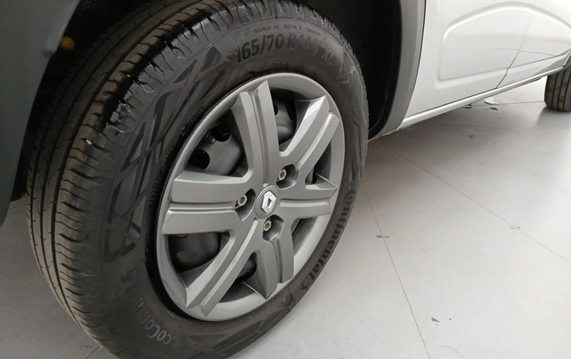 imagem-https://www.socarrao.com.br/sc-vehicle-images-prod/4023680/1790062026791-1_043909.jpg