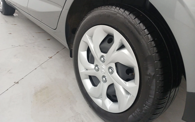 imagem-https://www.socarrao.com.br/sc-vehicle-images-prod/4024040/1790062540592-3_021555.jpg
