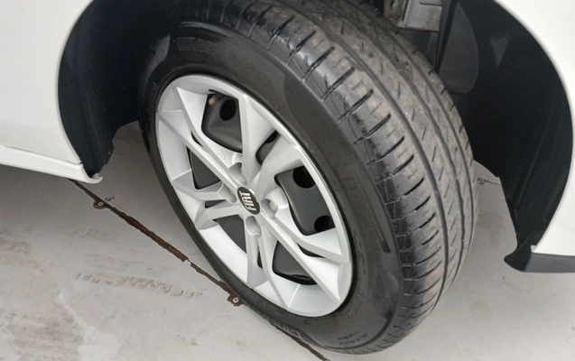imagem-https://www.socarrao.com.br/sc-vehicle-images-prod/4024160/1790062895630-3_124821.jpg