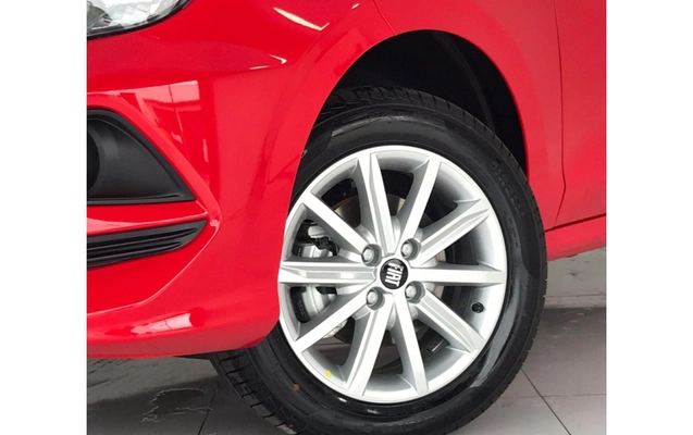 imagem-https://www.socarrao.com.br/sc-vehicle-images-prod/40242/1769988702917-4988730OR_1696352752_70_800.jpg