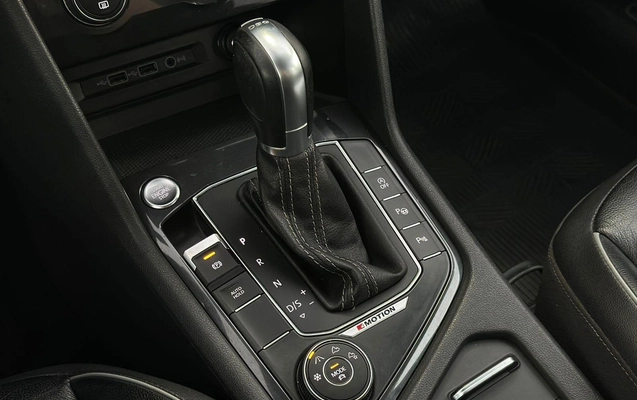 imagem-https://www.socarrao.com.br/sc-vehicle-images-prod/40249/1783805037874-6c1984c845774b1787eb3c9708479f87_1730827684511.jpg