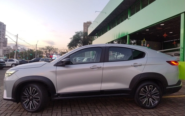 imagem-https://www.socarrao.com.br/sc-vehicle-images-prod/4024981/1790066938260-1_095857.jpg