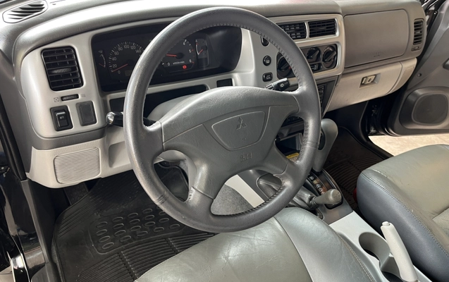imagem-https://www.socarrao.com.br/sc-vehicle-images-prod/4025102/1790076594870-tmVRQE7y7vSTeA0qD8x9vI2UyK9FIopONAbB.jpg