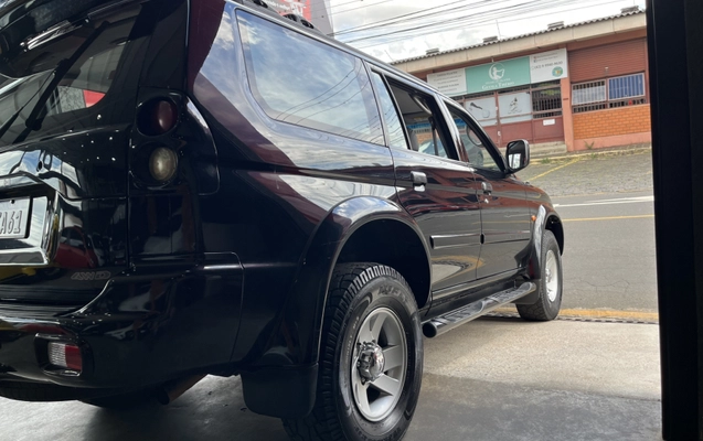imagem-https://www.socarrao.com.br/sc-vehicle-images-prod/4025102/1790076594887-tdJ7X5YgzMpVxe1d9Sm0BWvx04kxdLgHOdlg.jpg