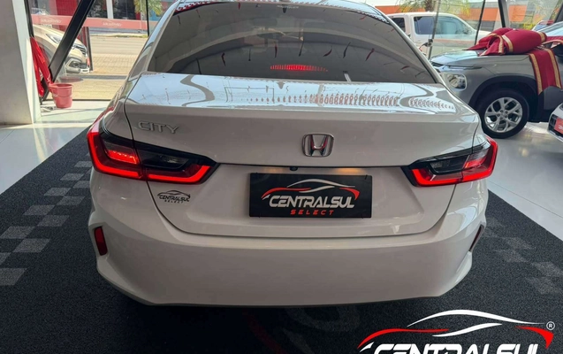 imagem-https://www.socarrao.com.br/sc-vehicle-images-prod/4025103/1790076609257-2fe646fcdf8d446095dc4e6b2072299d_1790076570658.jpg