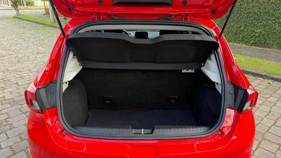 imagem-https://www.socarrao.com.br/sc-vehicle-images-prod/4025106/1790076620151-fiat-argo-1.0-firefly-flex-drive-manual-wmimagem08242680125.jpg