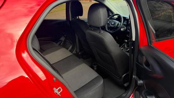 imagem-https://www.socarrao.com.br/sc-vehicle-images-prod/4025106/1790076620160-fiat-argo-1.0-firefly-flex-drive-manual-wmimagem08242811888.jpg