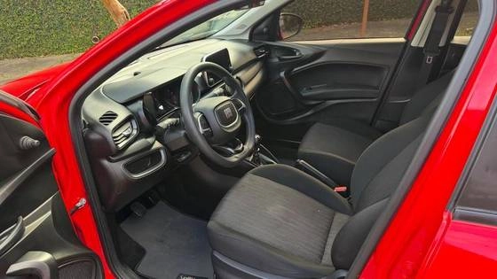 imagem-https://www.socarrao.com.br/sc-vehicle-images-prod/4025106/1790076620165-fiat-argo-1.0-firefly-flex-drive-manual-wmimagem0824285301.jpg