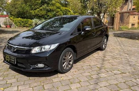 Honda Civic 2014 Preto — foto 1 de 3