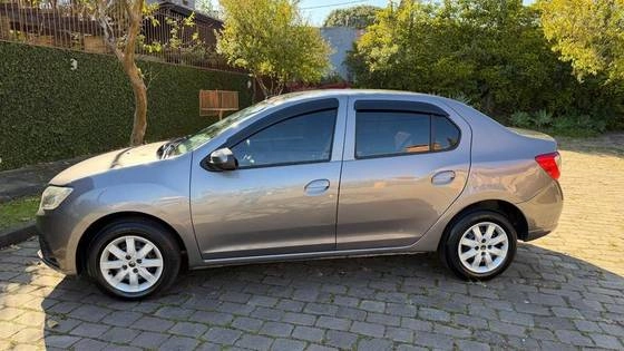 imagem-https://www.socarrao.com.br/sc-vehicle-images-prod/4025108/1790076622495-renault-logan-1.0-12v-sce-flex-zen-manual-wmimagem0825437548.jpg