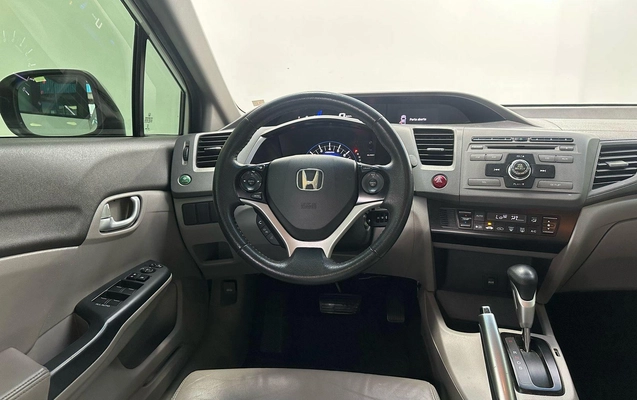 imagem-https://www.socarrao.com.br/sc-vehicle-images-prod/4025139/1790077004488-8d703d9500874095acc04f08db788db3_1739885075318.jpg