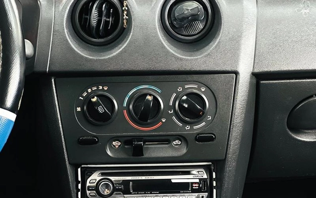imagem-https://www.socarrao.com.br/sc-vehicle-images-prod/4025541/1791471553536-8497317_14_B_21b0422ebb.jpeg