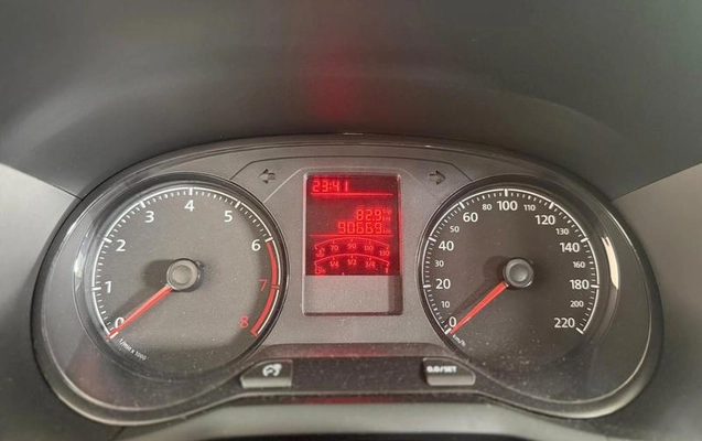 imagem-https://www.socarrao.com.br/sc-vehicle-images-prod/4025567/1790077793191-8489930_13_B_3f4b200a4b.jpeg