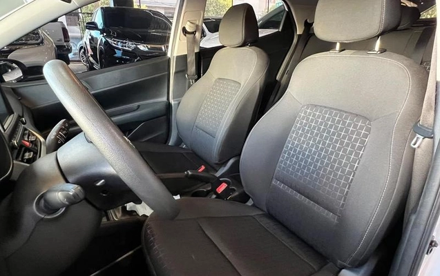 imagem-https://www.socarrao.com.br/sc-vehicle-images-prod/4025634/1790077854557-8488969_12_B_2008ec4212.jpeg