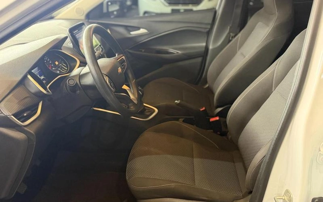 imagem-https://www.socarrao.com.br/sc-vehicle-images-prod/4025725/1790078071794-8472900_9_B_99412e65f2.jpeg