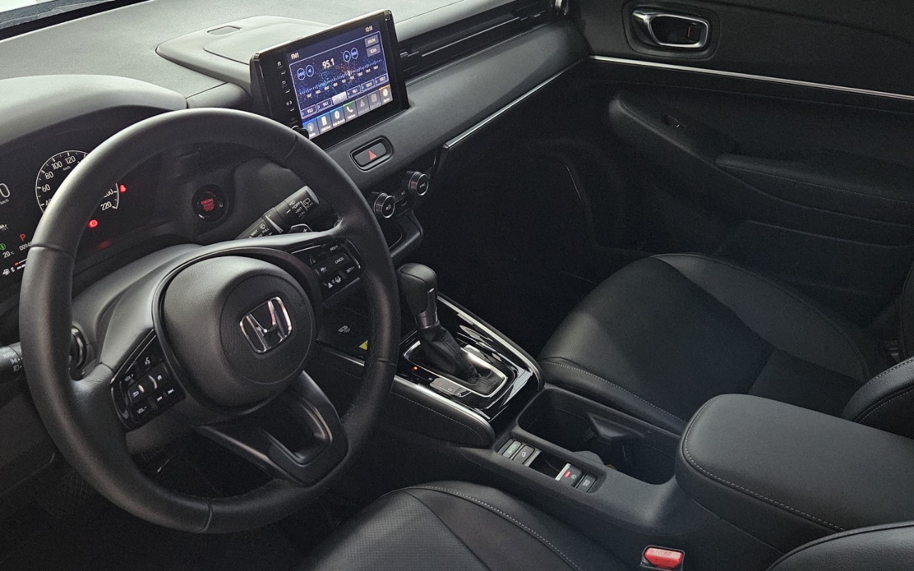 imagem-https://www.socarrao.com.br/sc-vehicle-images-prod/4025784/1790078571354-NDljMTA3MzYtOThiYy00MTcxLWFmZWYtMmNmODc3MDQwYTAzLmpwZWc.jpeg